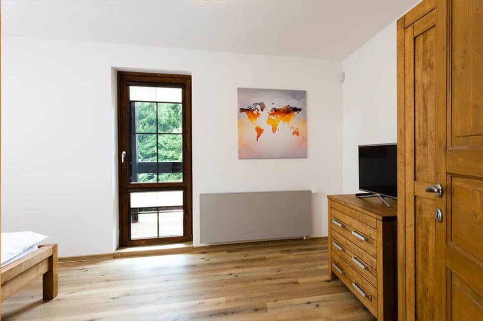 Apartment | 3 bedrooms, individually furnished