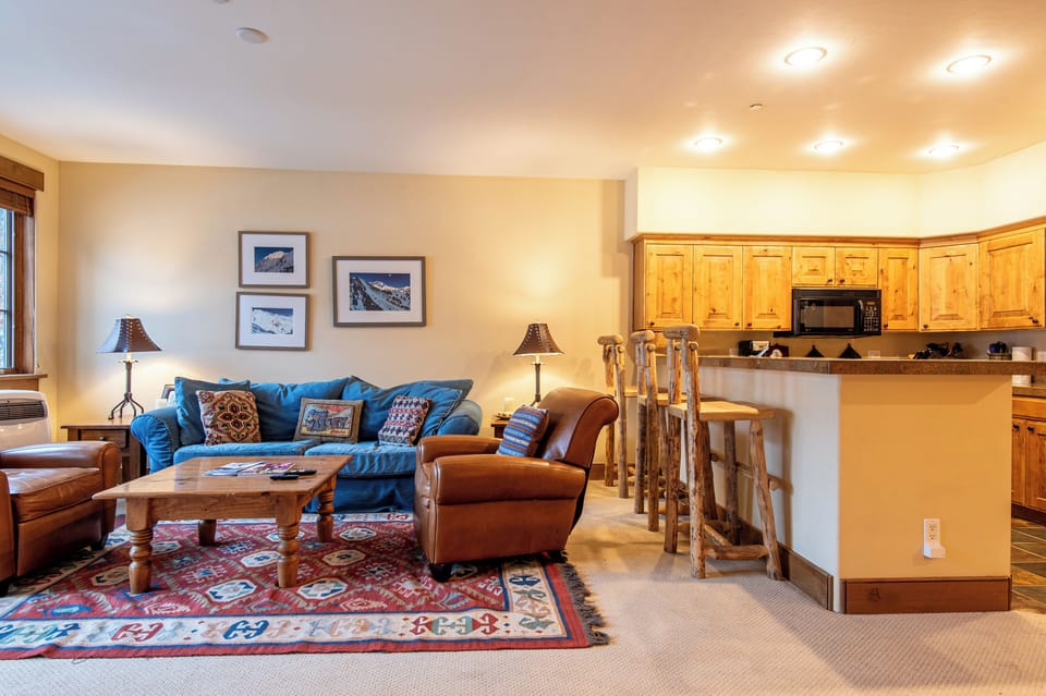 Living/Kitchen