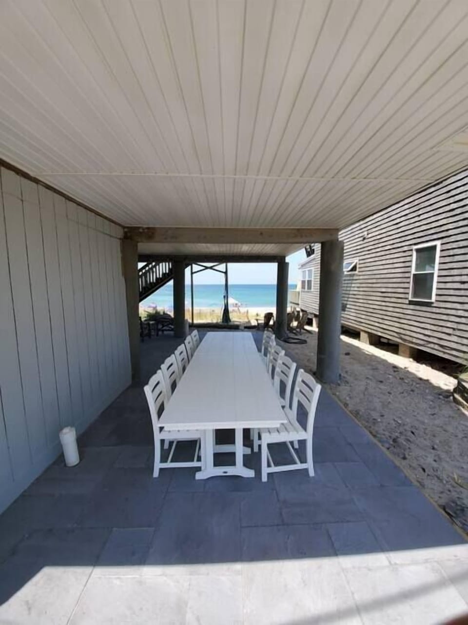 PATIO: Outdoor dining area