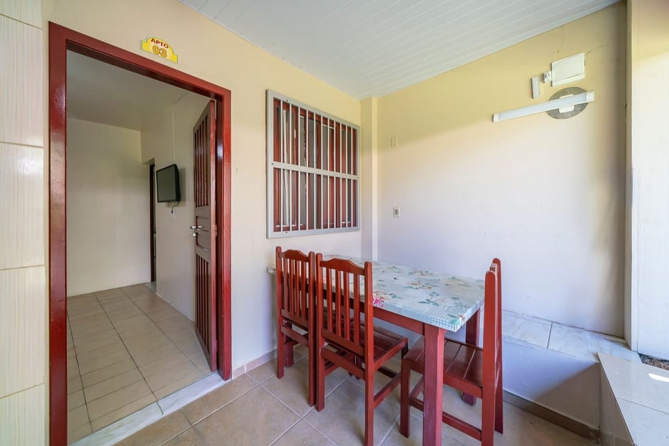 Apartment | Dining