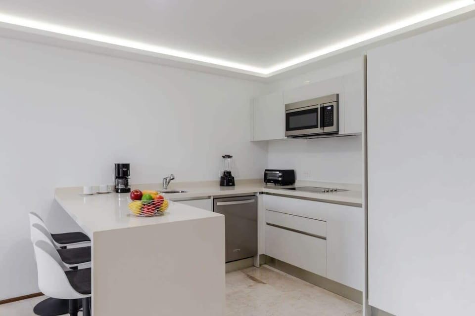 Apartment, 1 Bedroom, Balcony | Private kitchen