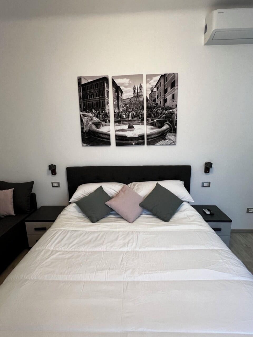Comfort Double Room, 1 Double Bed, Private Bathroom | In-room safe, desk, free WiFi