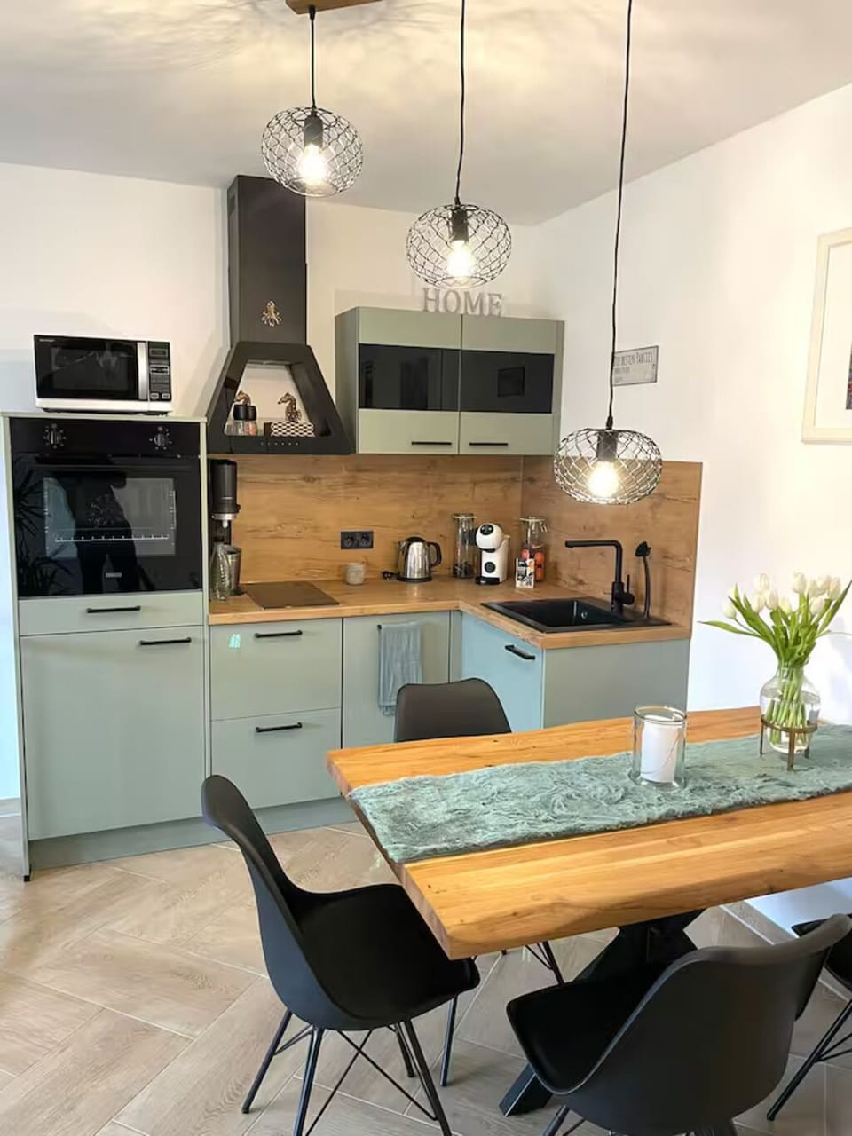 Private kitchen