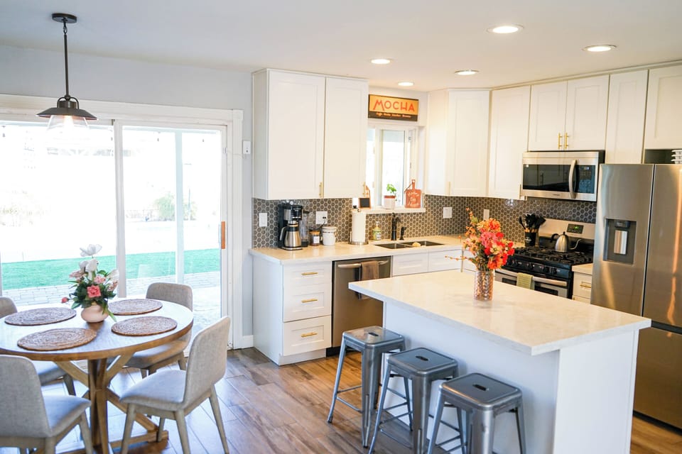Fully stocked kitchen and dining area