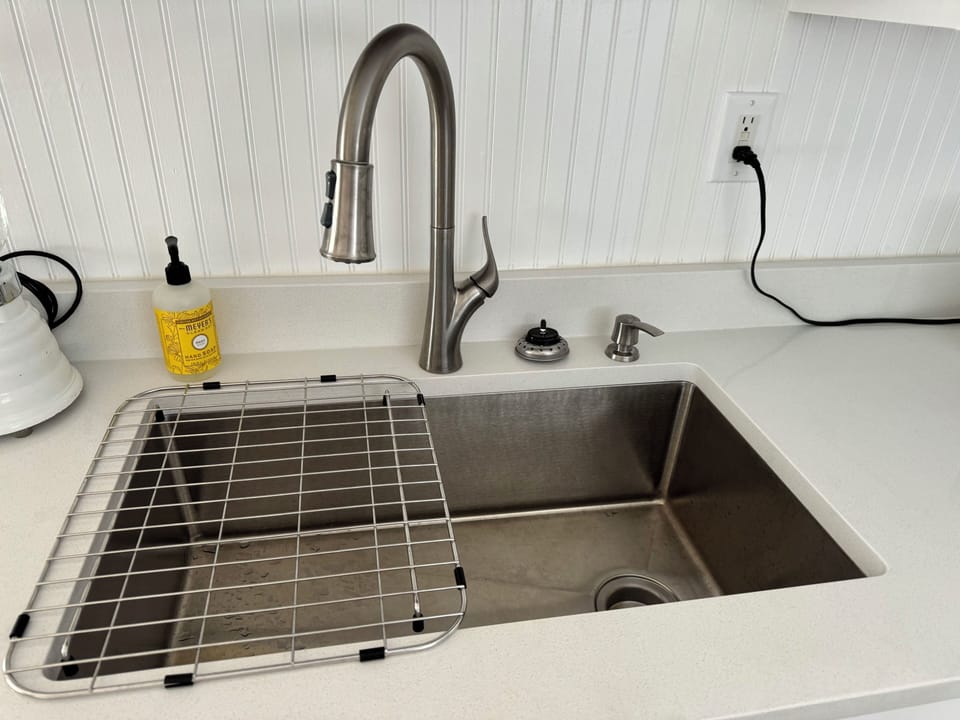 Freshly installed new sink and countertops!