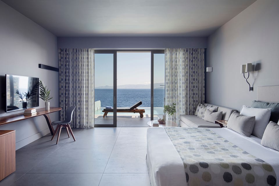 Deep Blue Bungalow Suite with Private Pool, Waterfront | Minibar, in-room safe, desk, blackout drapes