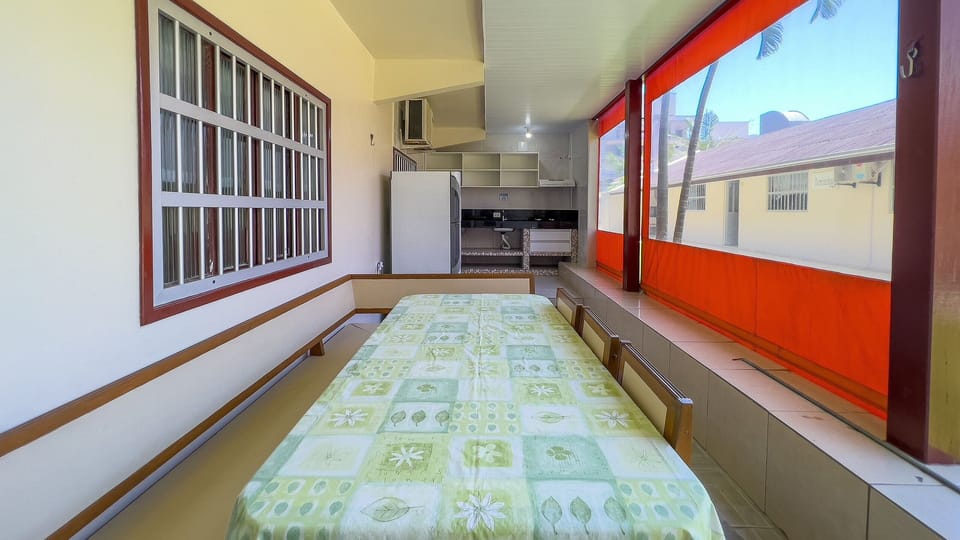 Apartment | Dining