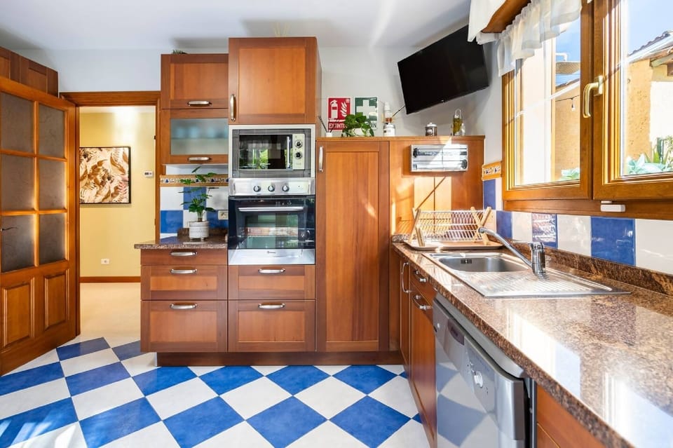 Kitchen or kitchenette,Floor plan
