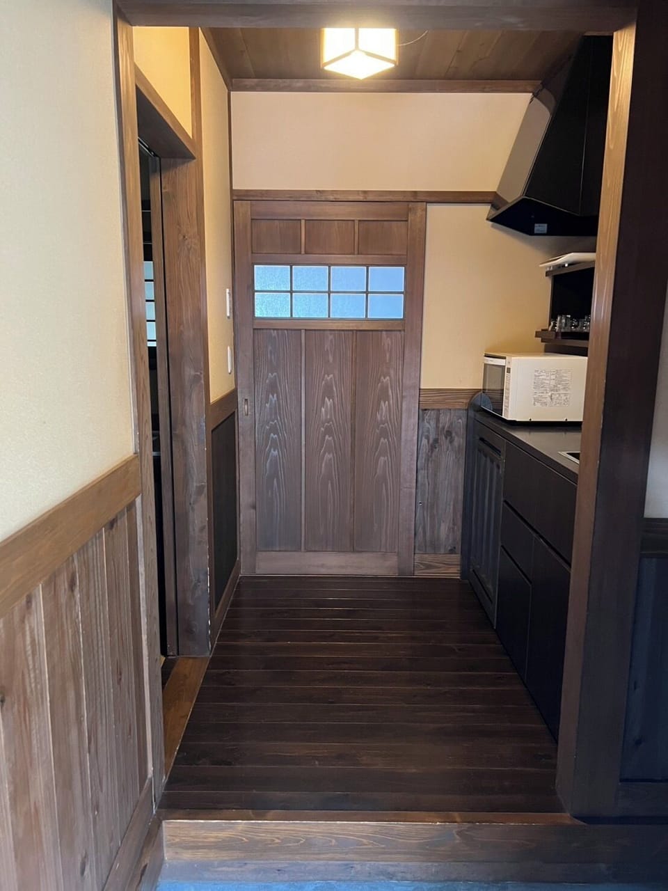 Basic Quadruple Room, Mountain View | Laptop workspace, WiFi (free)