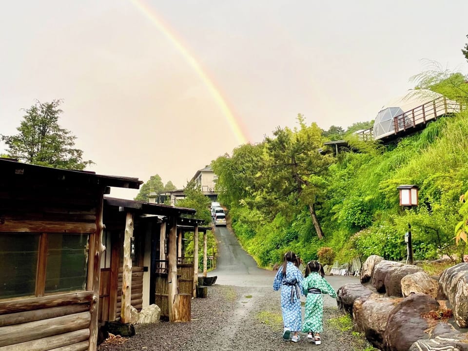 ・[Spring, Summer, Autumn, and Winter Baths] There are four private hot springs that can be used by 1 to 2 people.