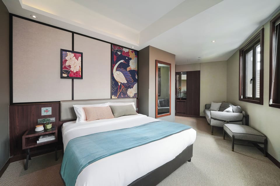 Executive Double Room | In-room safe, desk, laptop workspace, soundproofing