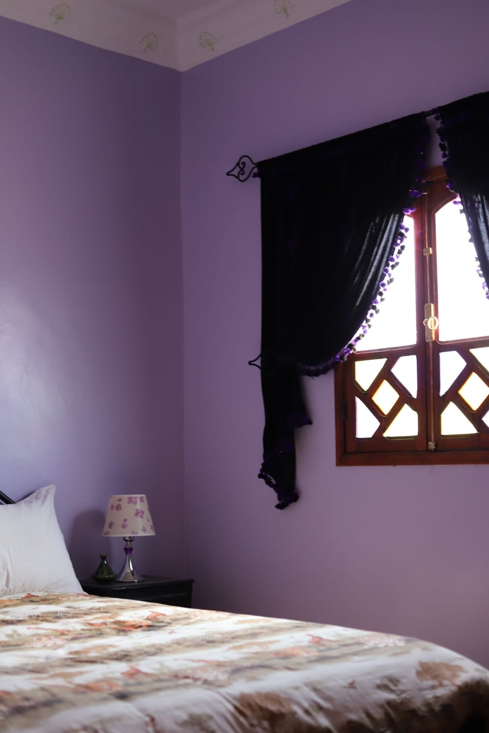 Laptop workspace, travel crib, WiFi (free), individually decorated