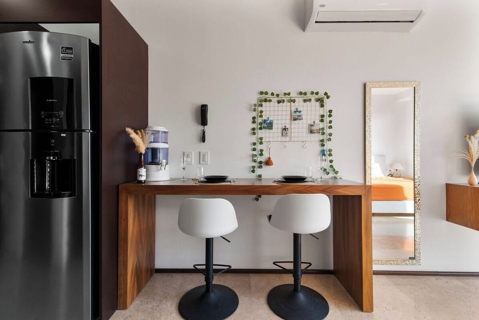 Apartment, 1 Bedroom, Balcony, City View | Interior
