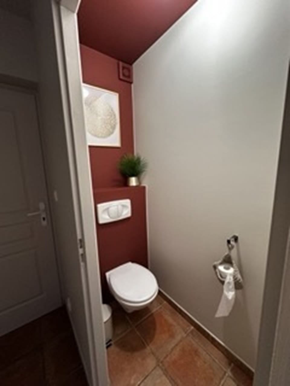 Premier Double Room, Private Bathroom, Pool View | Room amenity
