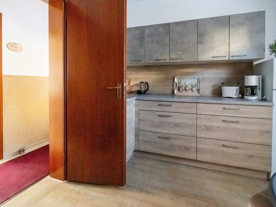House | Private kitchen | Highchair