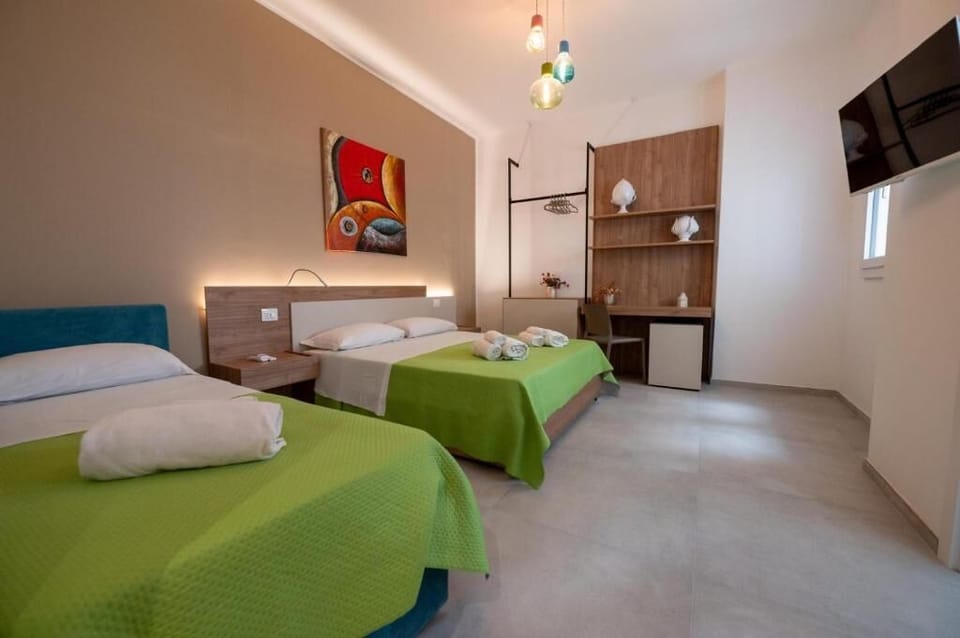 Standard Double Room | Soundproofing, free WiFi