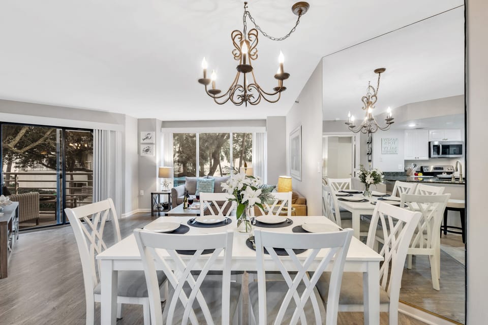 Fully Equipped Kitchen: Granite countertops, bar seating for 4, dining for 6, and all essentials for your culinary creations.