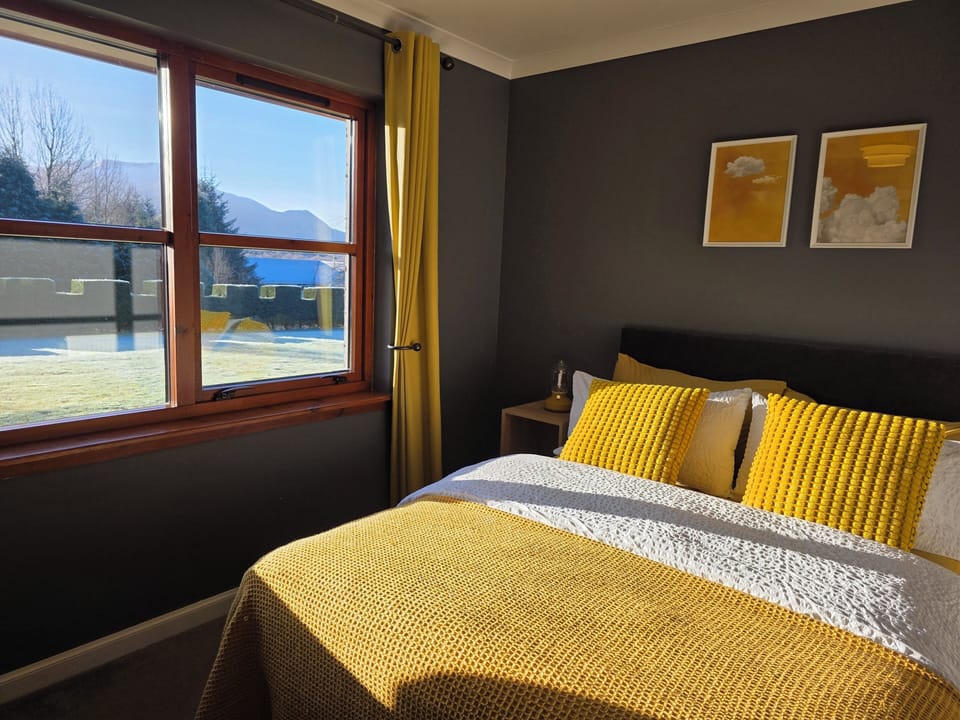 Classic Double or Twin Room, Mountain View | Free minibar, free WiFi