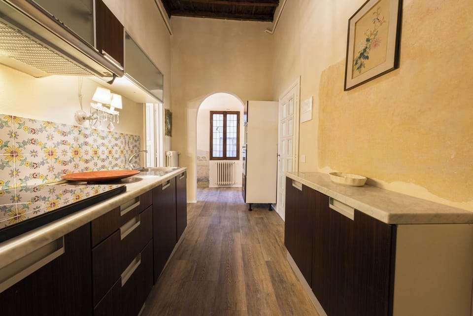 Design Duplex, City View | Private kitchen | Fridge, stovetop, cookware/dishes/utensils