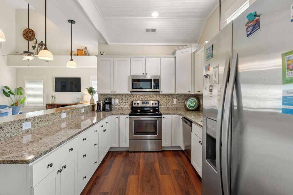 BV1083A: Vitamin Sea | Mid Level Kitchen