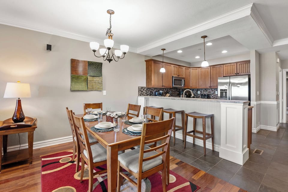 CSC3L: Sweet Escape | Top Level Dining Area