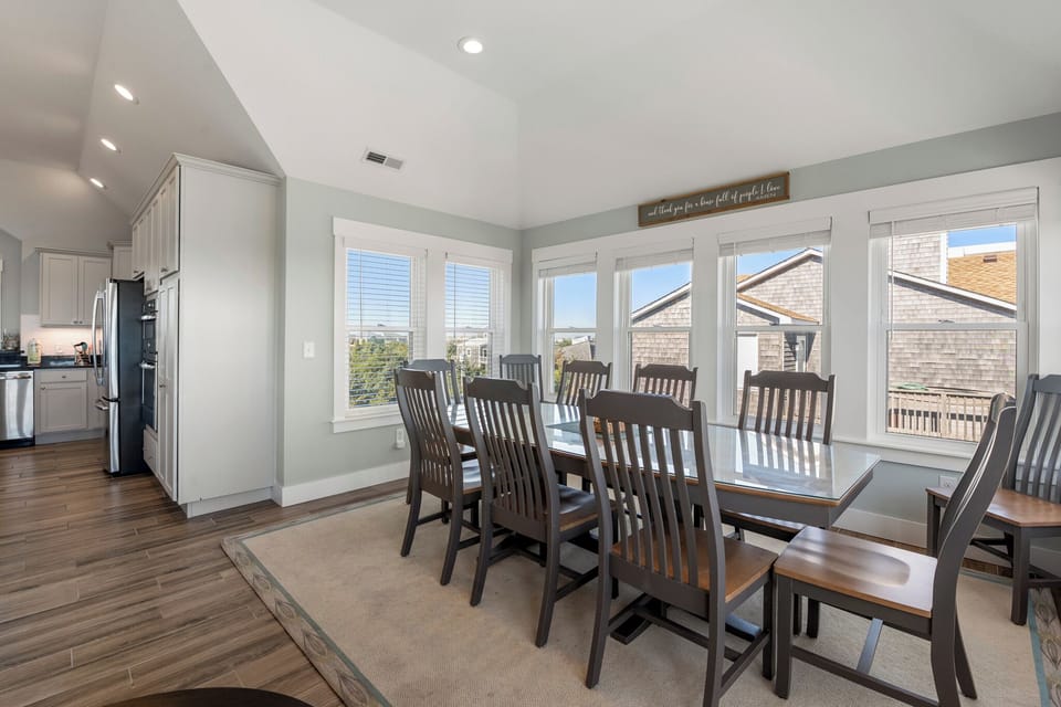 HISA12: Salt & Light | Top Level Dining Area