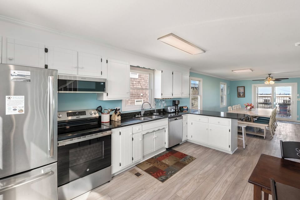 SN0515: Presidential Boardwalk | Mid Level Kitchen