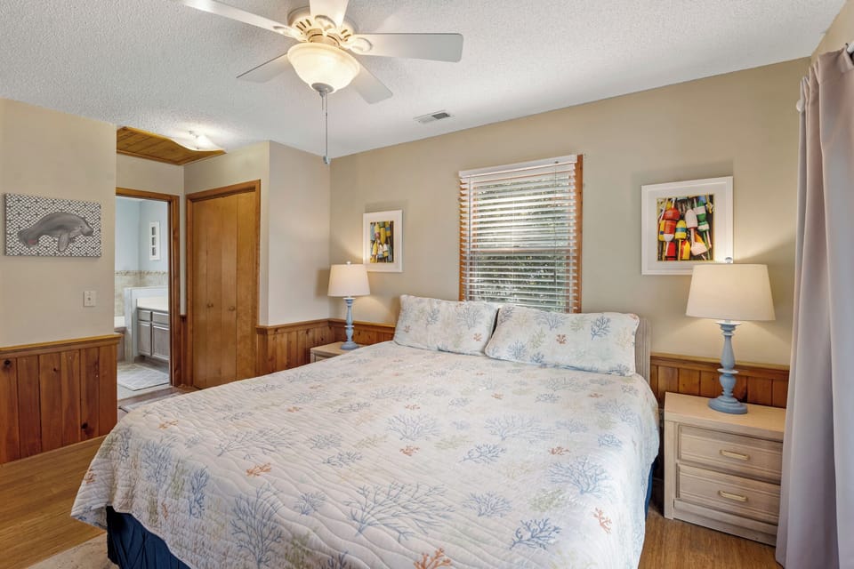 CL331: Lighthouse Jewel | Top Level Bedroom 6