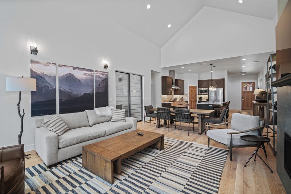 18172 Forestbrook-16