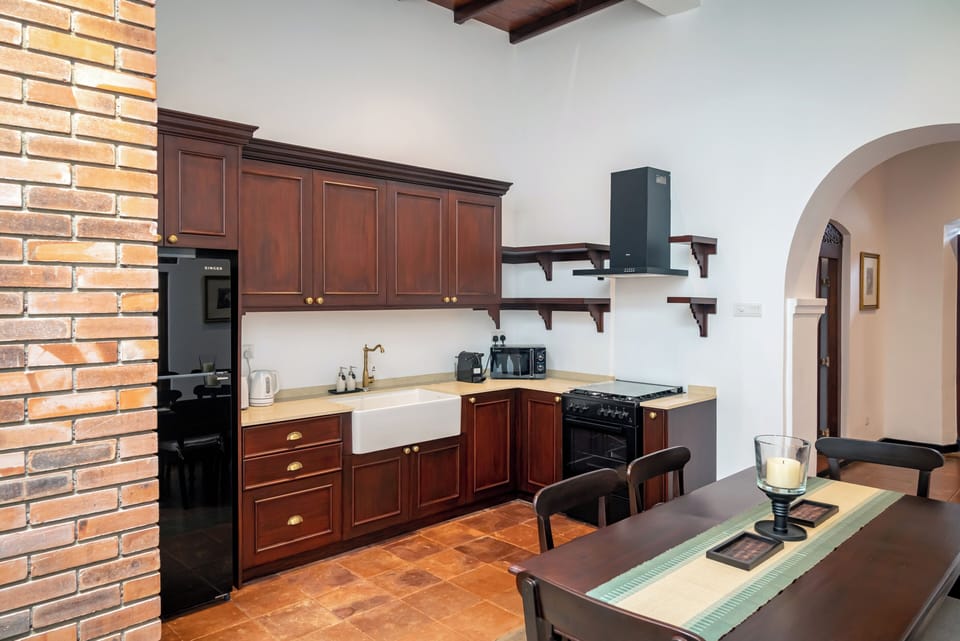 Deluxe House, 2 Bedrooms, Non Smoking | Private kitchen | Espresso maker, electric kettle, toaster