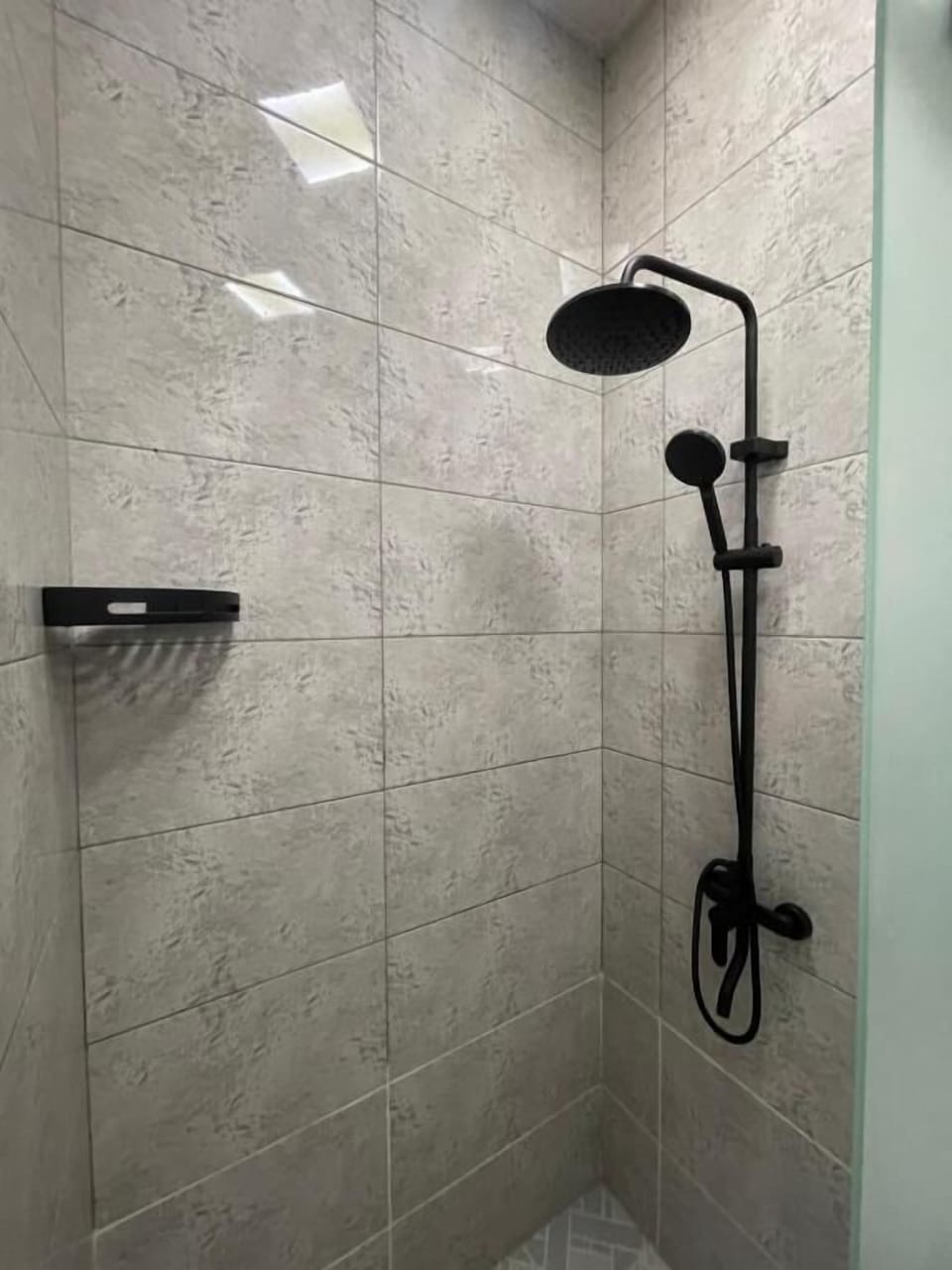 Comfort Double Room, Balcony, City View | Bathroom | Shower, hair dryer, bathrobes, slippers