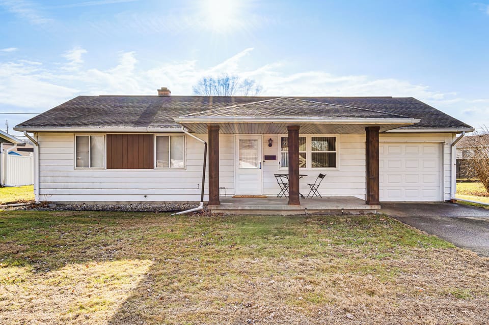 Home Exterior | Self Check-In | 3 Mi to Cass County Fairgrounds