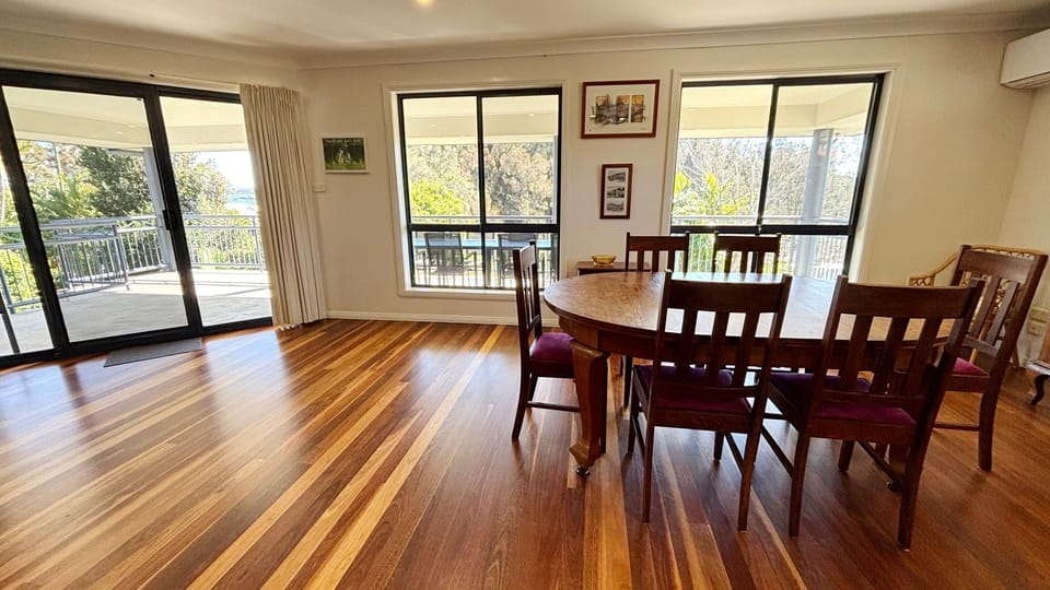 Dining area. 