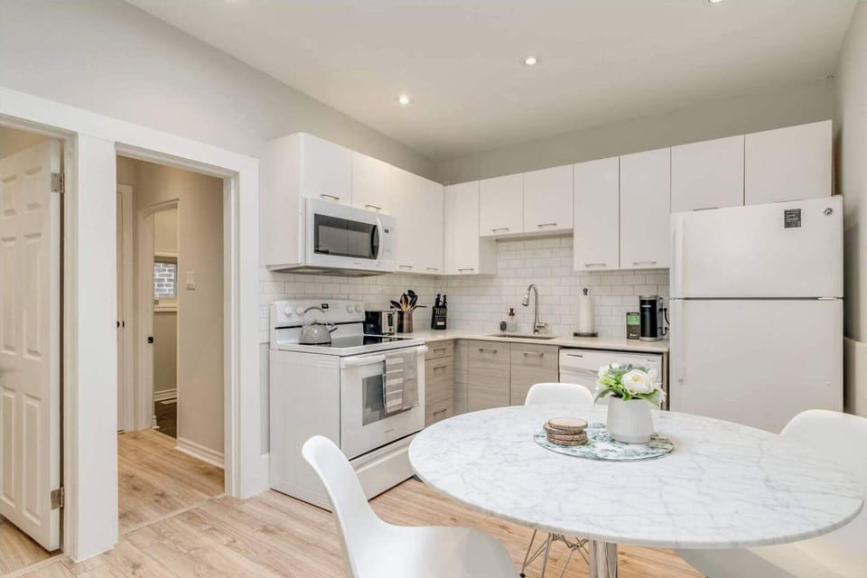 Fully Equipped Kitchen and Dining Area