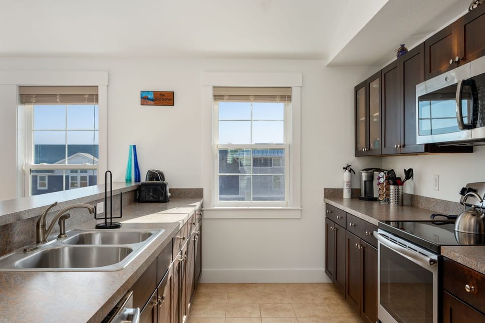 SEV405: The Sand Dollar | Kitchen Area