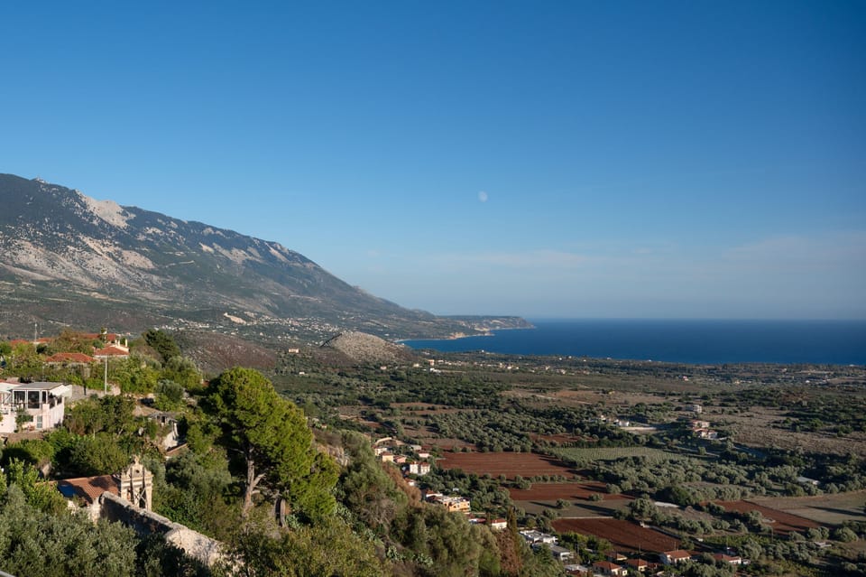 Vantage point with unlimited view nearby the property