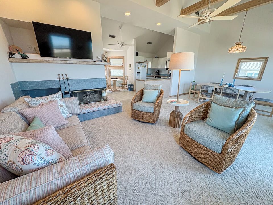 Great Room 2026 - Level 4 - Fireplace not available