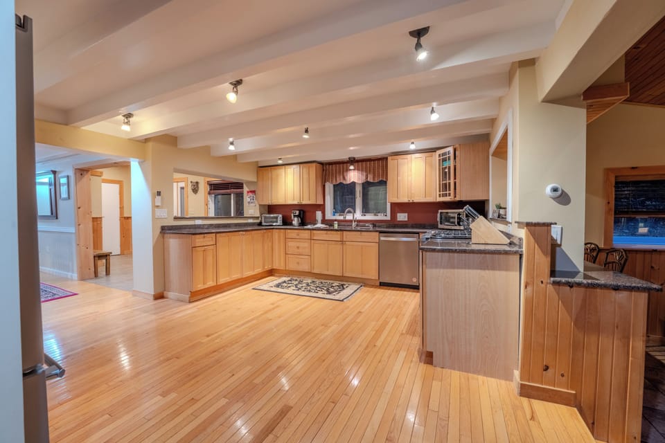 Open concept kitchen area! 