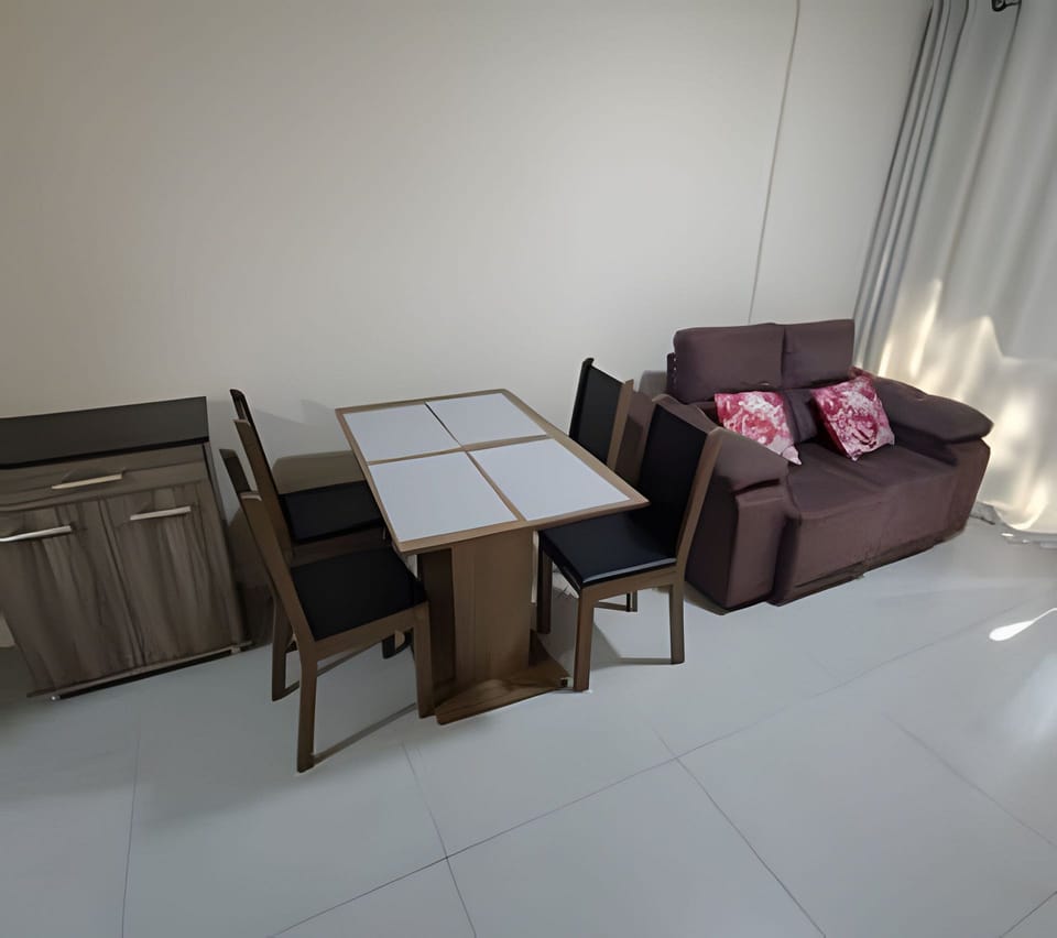 Apartment | Dining