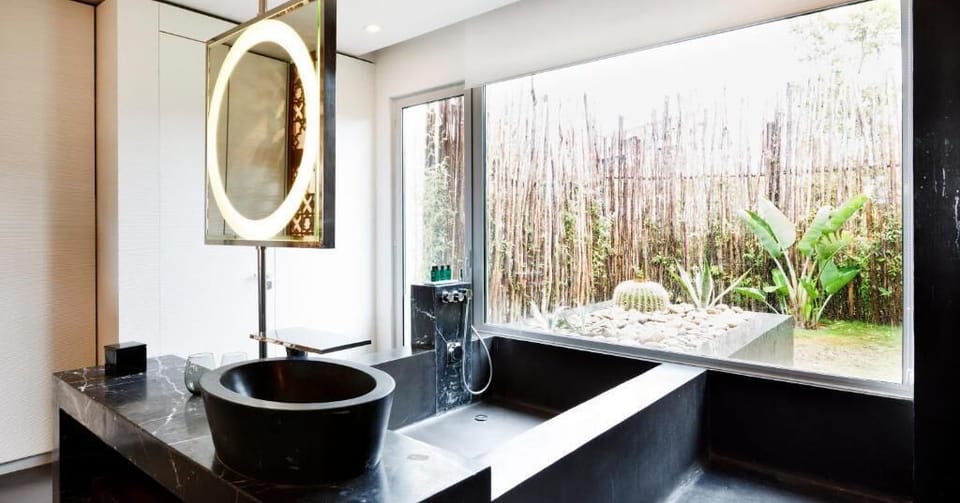 Mogador Villa | Bathroom | Free toiletries, hair dryer, slippers, towels