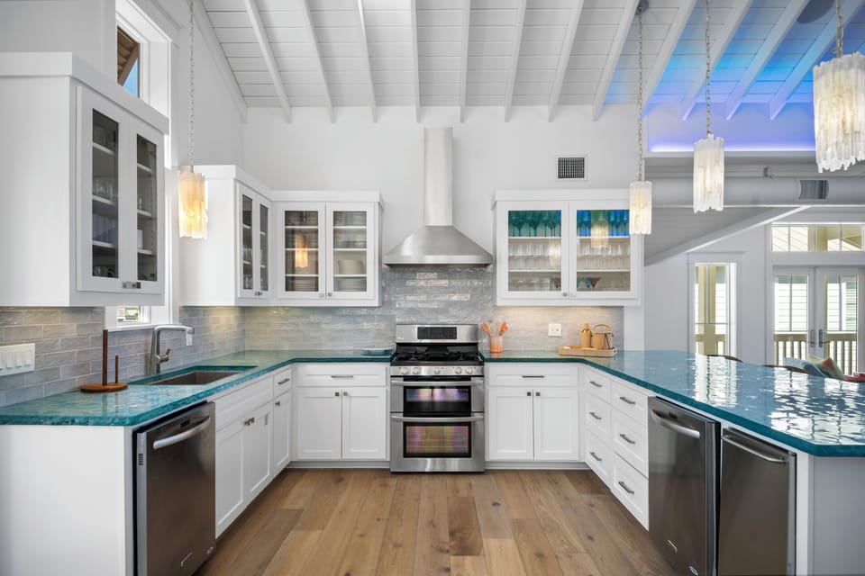 3rd Floor, Kitchen