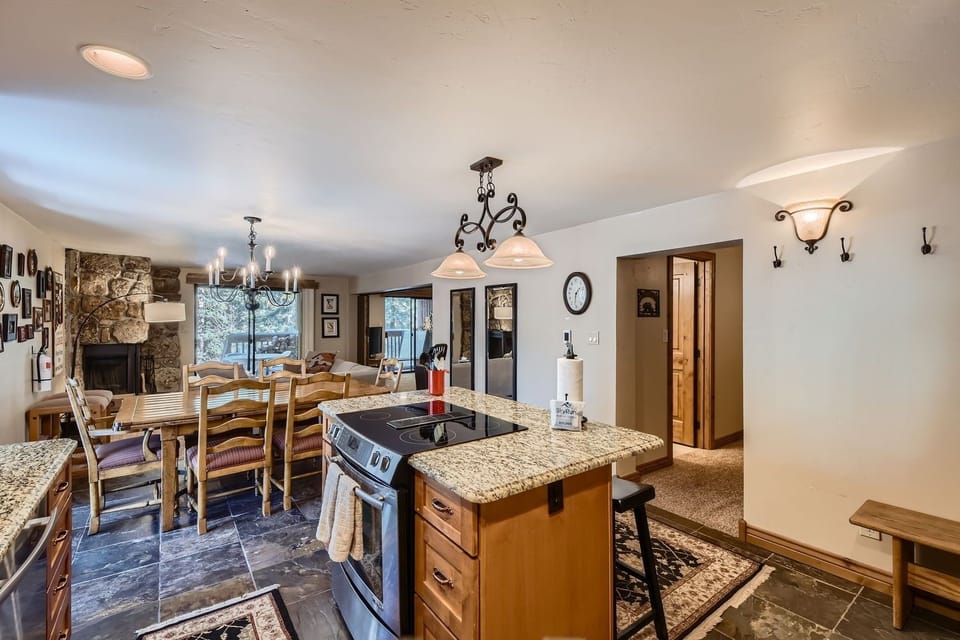 Condo, 2 Bedrooms | Private kitchen | Coffee/tea maker, fridge, oven, toaster