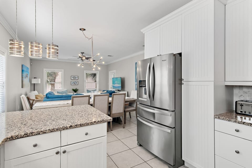 Emerald Escape - Seagrove - Second Floor - Kitchen