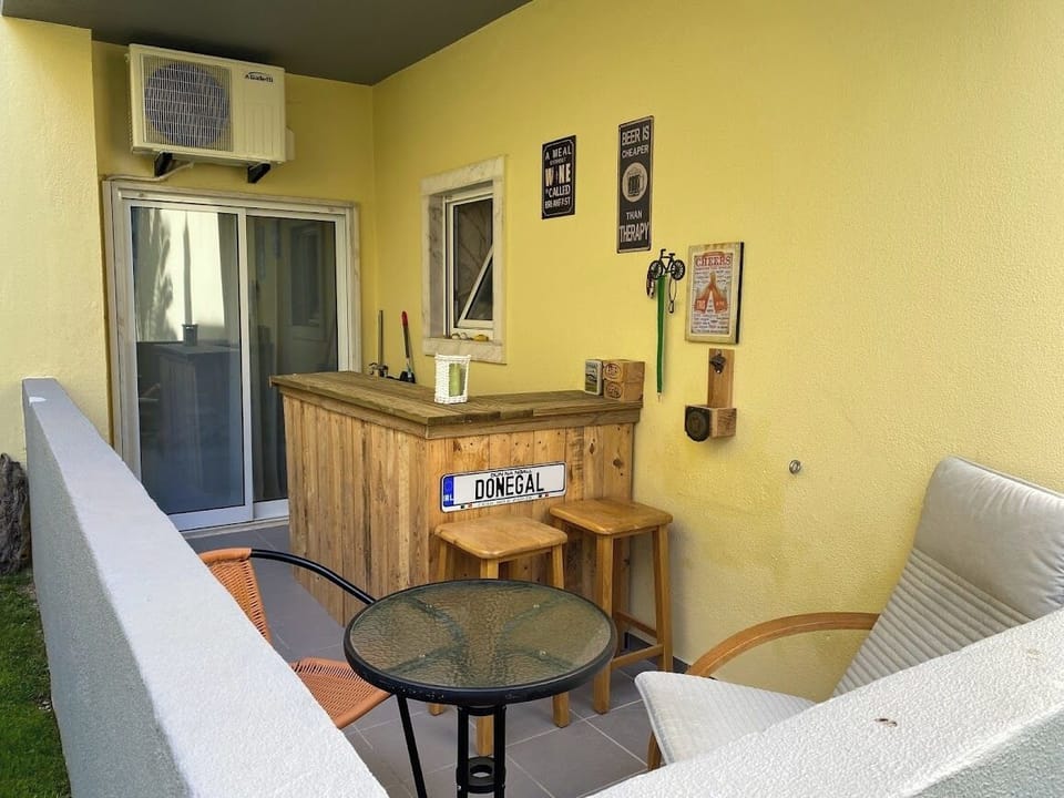 Side Balcony