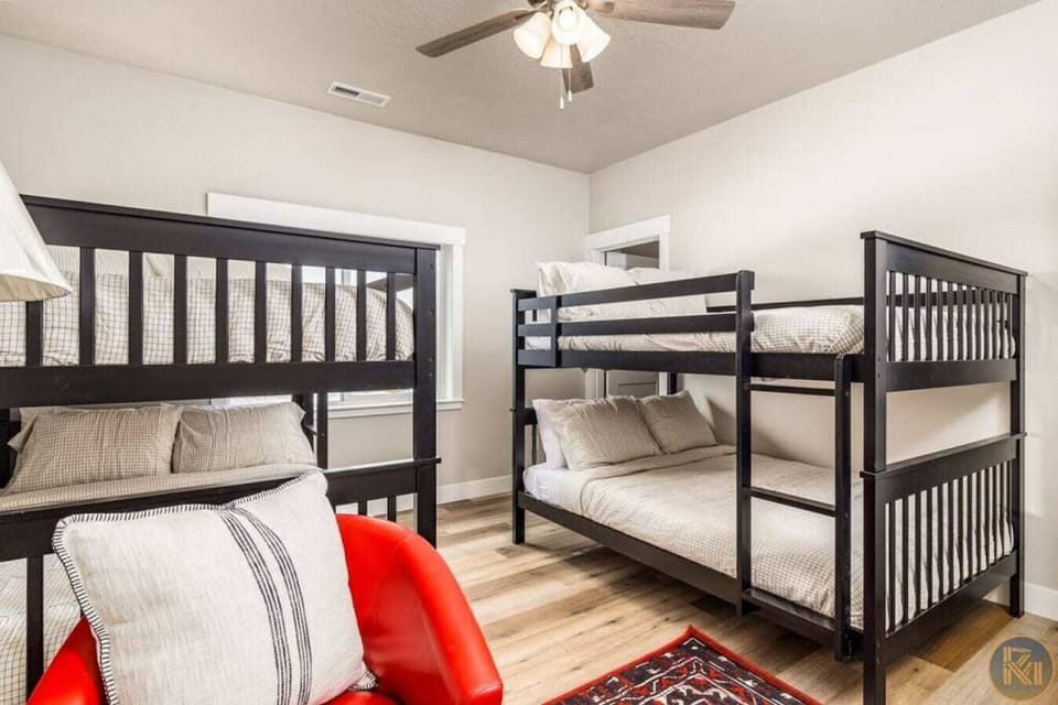 Bunk Suite