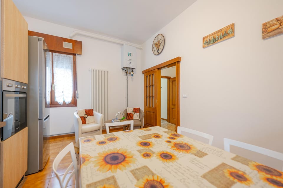 Comfort Condo | Private kitchen | Full-size fridge, microwave, oven, stovetop