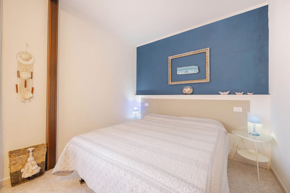 Basic Condo | 1 bedroom, Egyptian cotton sheets, premium bedding, down comforters
