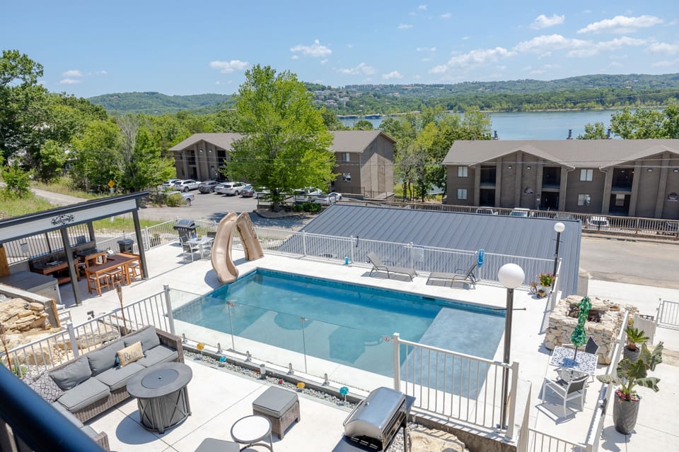 Saltwater Pool & Hot Tub