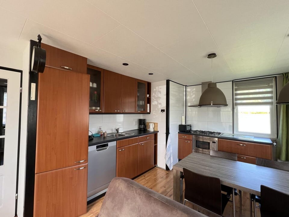 House | Private kitchen | Fridge, microwave, dishwasher, coffee/tea maker