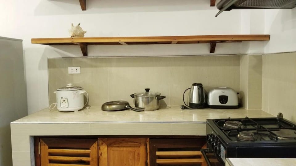 Family Double Room (House1) | Private kitchen | Mini-fridge, rice cooker